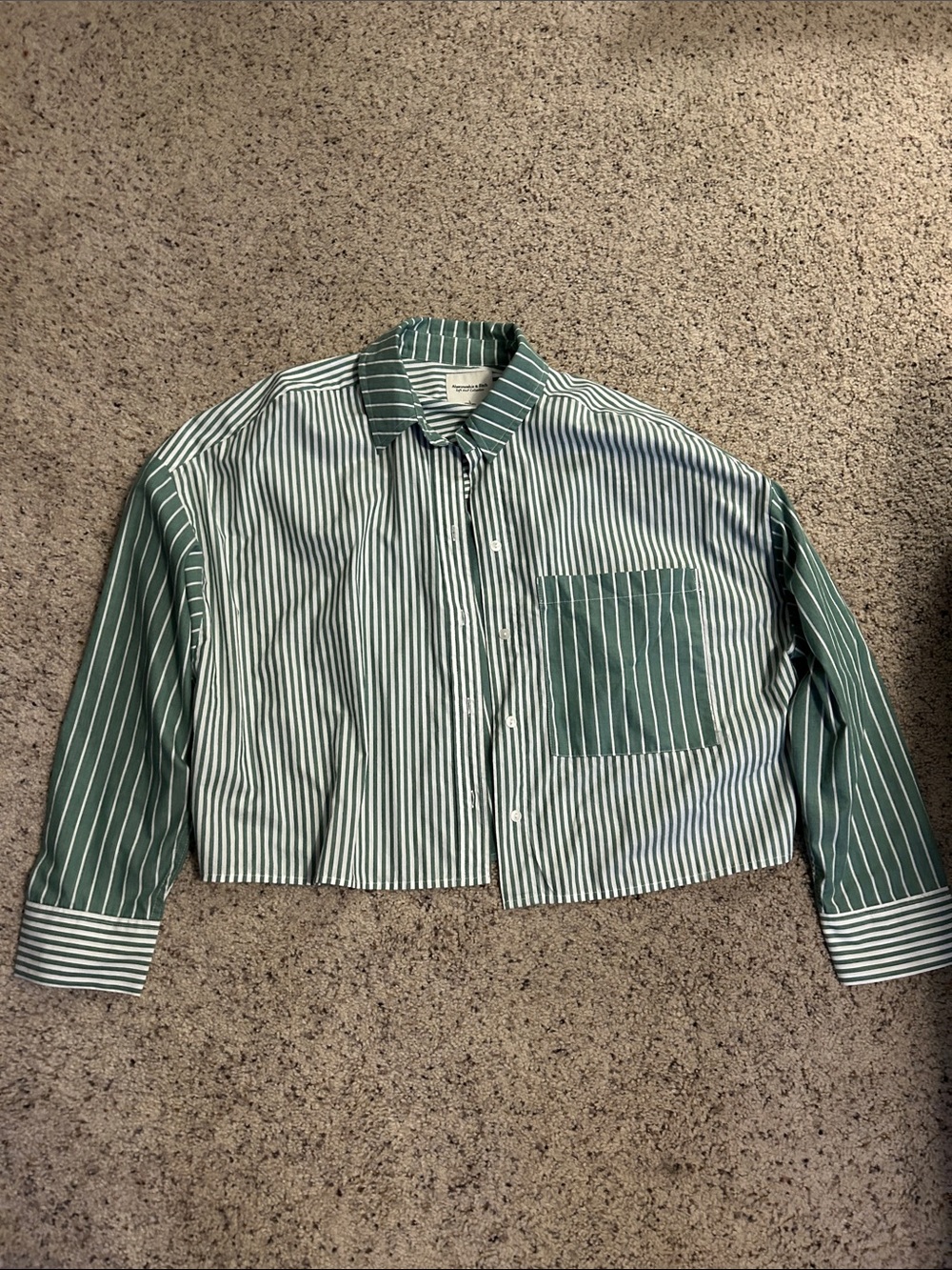 Abercrombie & Fitch Green and White Striped Cropped Button-Down